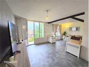 t3 à la vente -   30130  PONT SAINT ESPRIT, surface 66 m2 vente t3 - UBI456531782